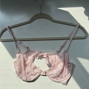 Victoria Secret Pink Breathable Lace Croquette Wireless Wear Anywhere Bra 32C